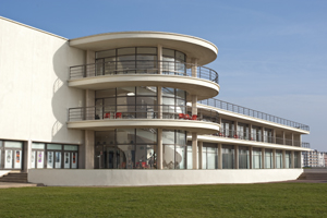 Spacedog at the De La Warr Pavilion, Bexhill (29 October 2010)