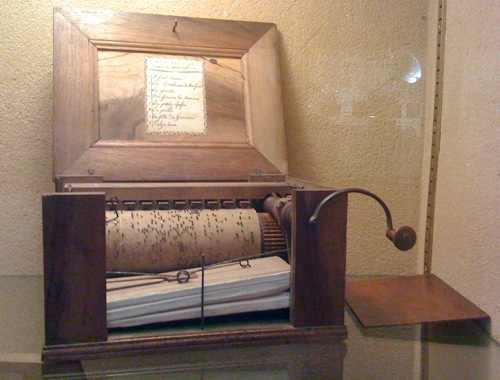 Barrel of serinette, showing the pins which were used to encode the tunes