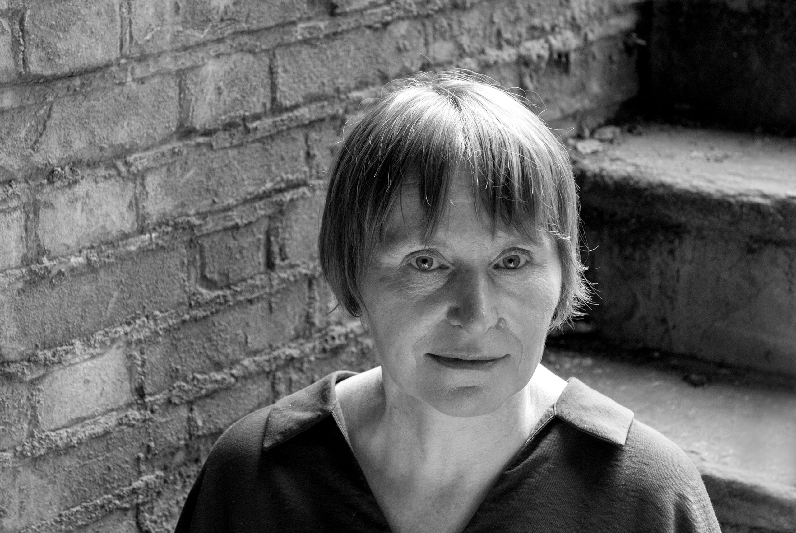 Portrait of Sarah Angliss outside - photo Gaynor Perry